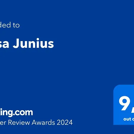Casa Junius Lodge *