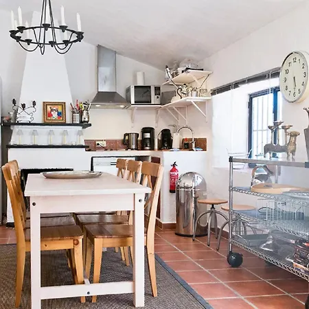 Casa Junius Lodge *